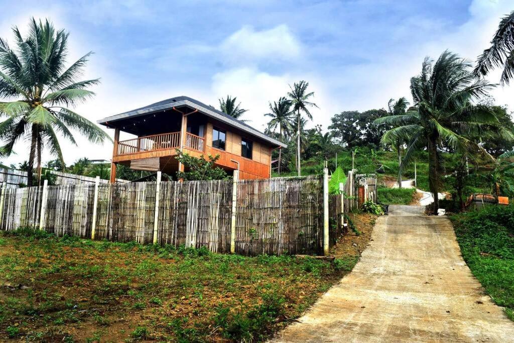 Modern Bahay Kubo In A Farm Near Tagaytay Villa Tagaytay City Exterior photo