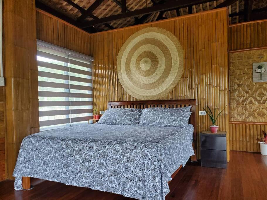 Modern Bahay Kubo In A Farm Near Tagaytay Villa Tagaytay City Exterior photo